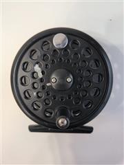FLY FISHING REEL